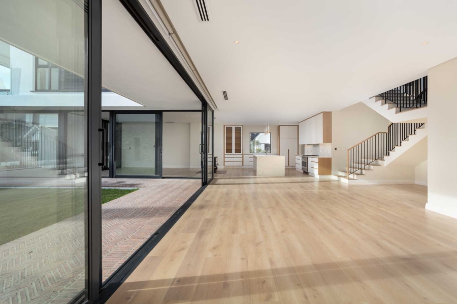 4 Bedroom Property for Sale in Val De Vie Estate Western Cape